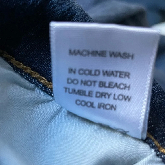 Judy Blue High Rise Bleach Splash Boyfriend Jeans/Blue - 29738 - Picture 16 of 16